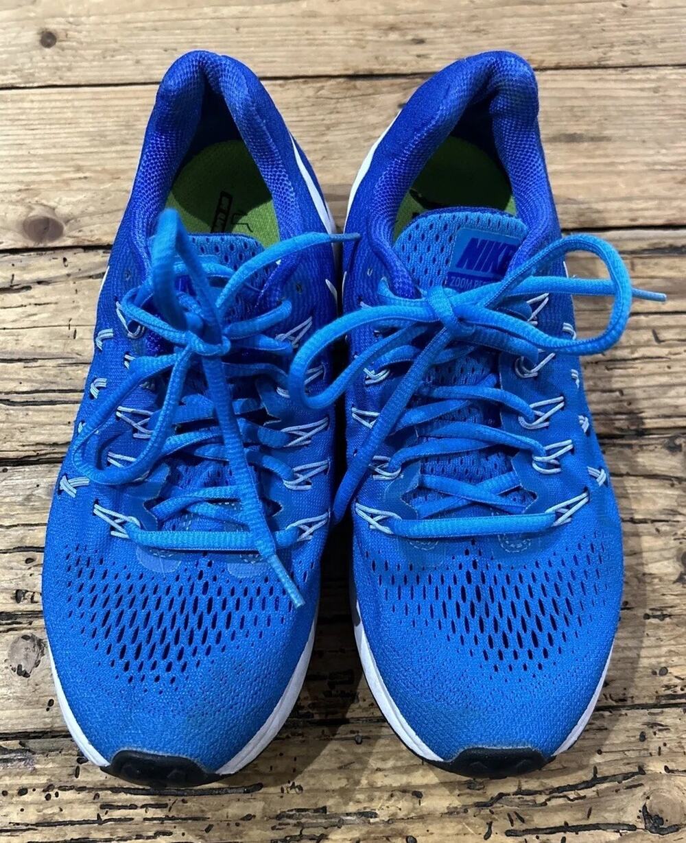 Nike Women’s Size 7.5 Blue Nike Zoom Run Fast Sneakers